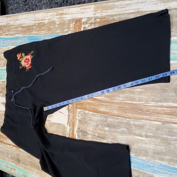 Vintage Hana Sport Floral Embroidered Drawstring Lounge Pants Joggers - Picture 6 of 8